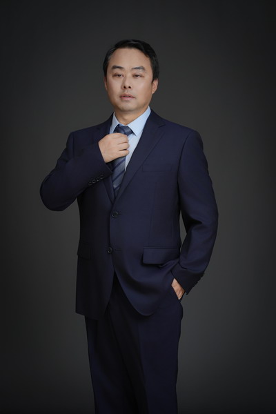 刘兴安.jpg 刘兴安.jpg