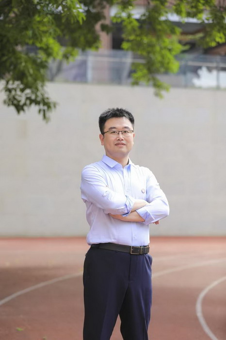 25 王晨.jpg 25 王晨.jpg